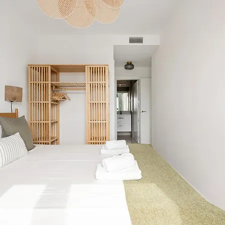 U-nique Martiricos *